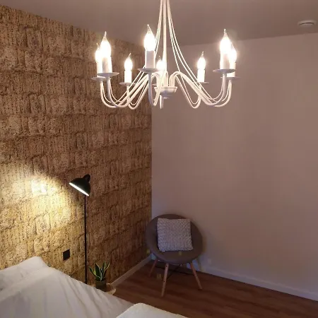 Tantine Bed & Breakfast Retie